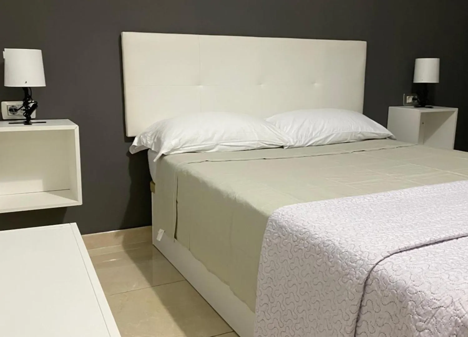 Deluxe Room In Apartment Shared In Los Cristianos Playa Habitacionstanza Air-Conditioned أرونا 0*,