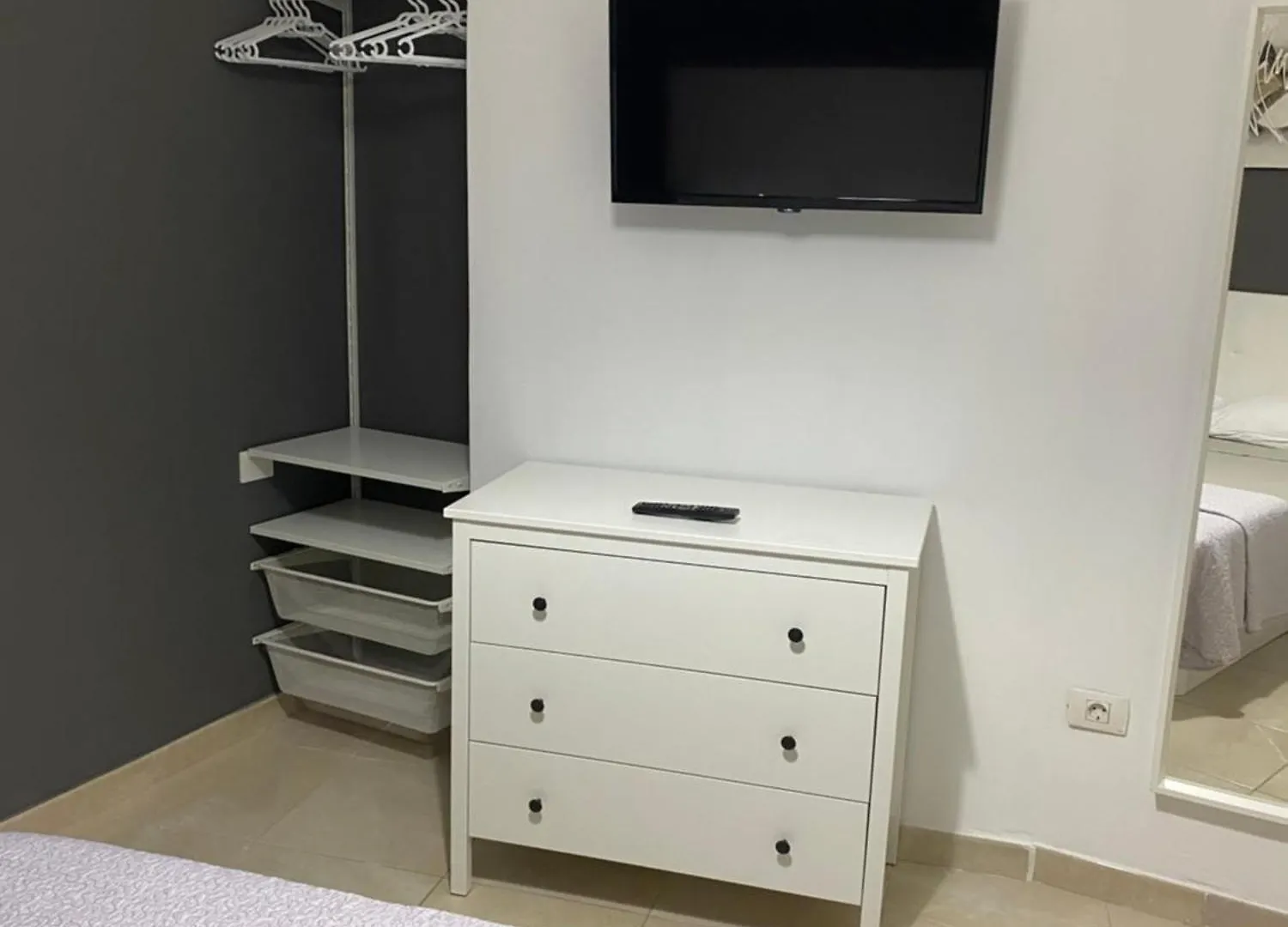 Deluxe Room In Apartment Shared In Los Cristianos Playa Habitacionstanza Air-Conditioned أرونا منزل للإقامة